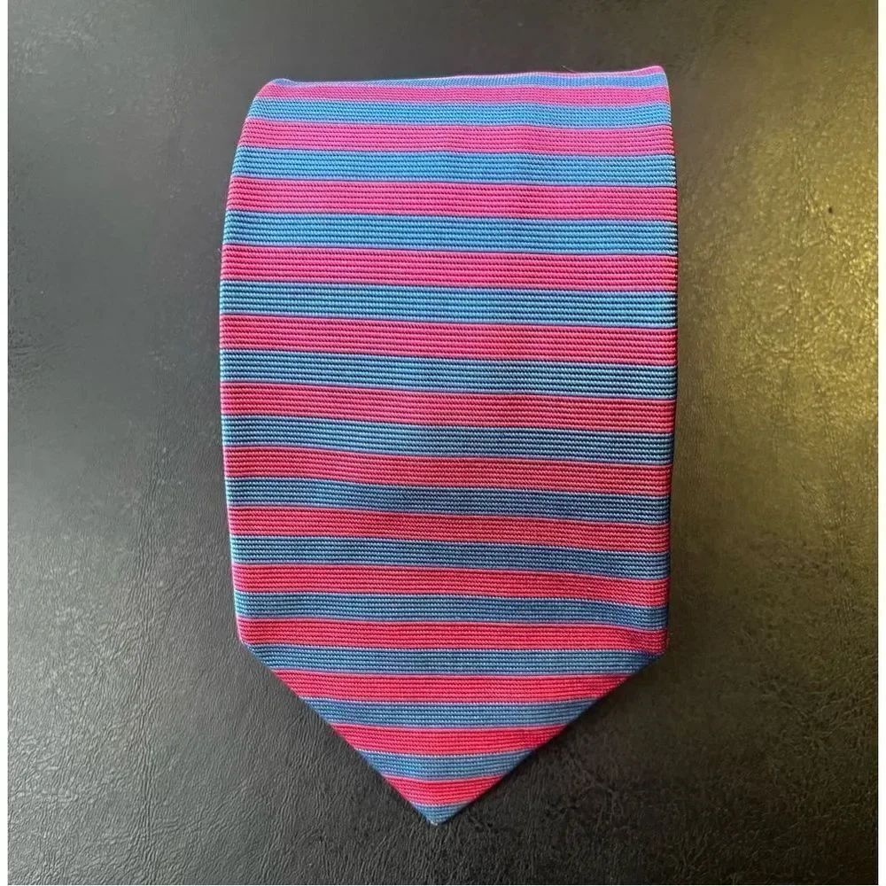 Brooks Brothers tie